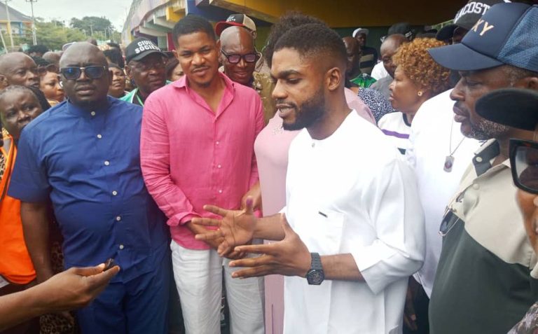 Umahi casts ballot, pledges youth, infrastructure development. -From- Paulinus Ogbonna